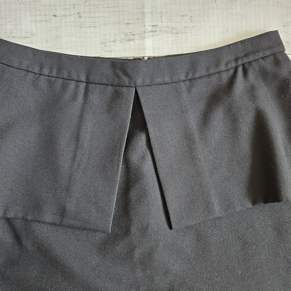 Kate Spade Saturday Black Mini Skirt Size 8 Wool Blend Structured Waist‎ Pockets